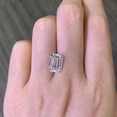 Beli VS1 G 3.69 Karat Lab Made Emerald Cut Diamond OEM ODM online manufacture