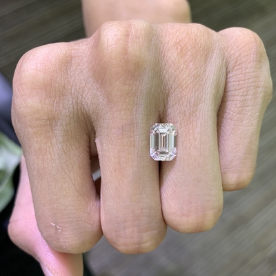 3.52CT Emerald Cut Diamond Lab Tumbuh VVS2 Kejernihan E Warna