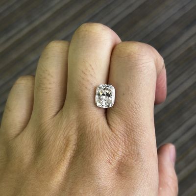 3.01ct VS2 G Lab Tumbuh Berlian Cushion Cut Untuk Perhiasan
