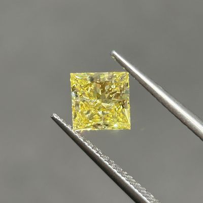 1.19ct Lab Tumbuh Fancy Yellow Diamond VVS2 2EX N IGI Bersertifikat