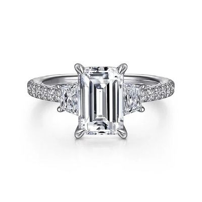Lab Diamond Wedding Band VVS Clarity HPHT Emerald Cut Lab Diproduksi Diamond Ring